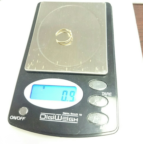 Solid 14k Yellow Gold Dolphin Toe Ring - Picture 5 of 5